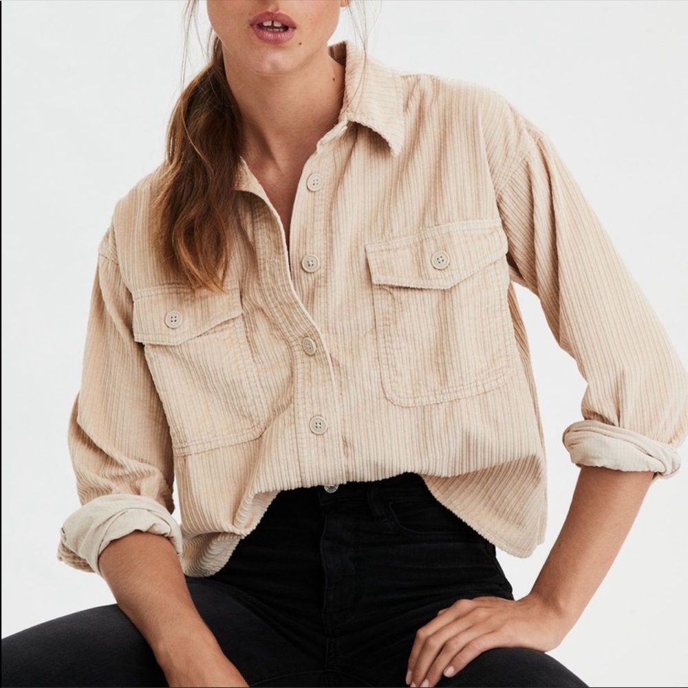 American eagle button up cropped corduroy top